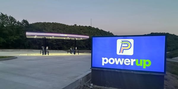 Kempower y PowerUp, 12 estaciones de carga rápida en EE.UU.