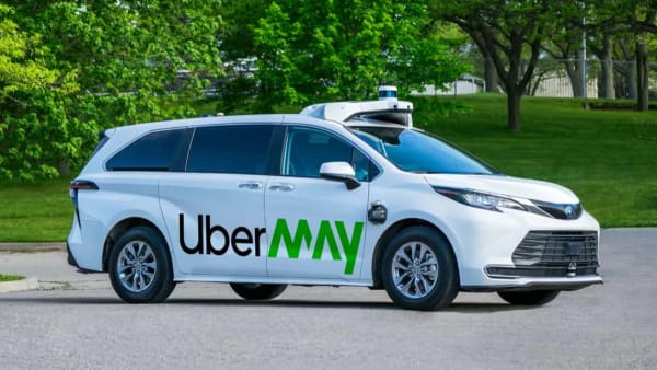NHTSA, busca eliminar el volante en robotaxis autónomos en EE.UU.