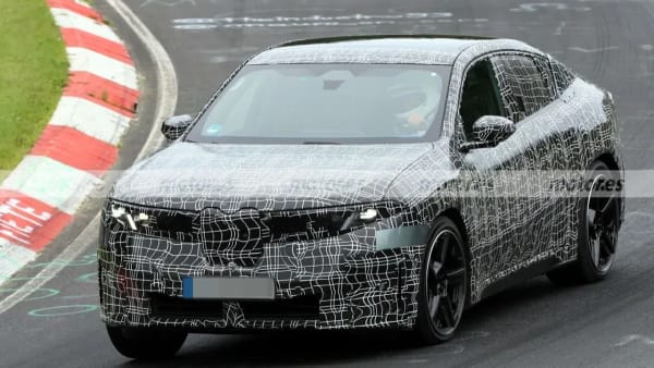 BMW iX4 2027, el SUV eléctrico deportivo se prueba al máximo en Nürburgring
