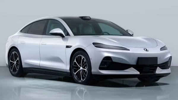 BYD Denza Z9S, el sedán eléctrico de 5.090 mm y hasta 370 kW