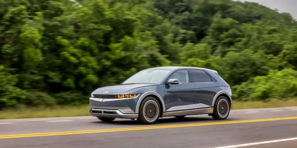 Hyundai IONIQ 5 y Kia EV, llamada a revisión por riesgo de incendio en la batería
