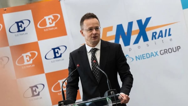 BYD, el exministro de Hungría Peter Szijjarto se une para su expansión en Europa