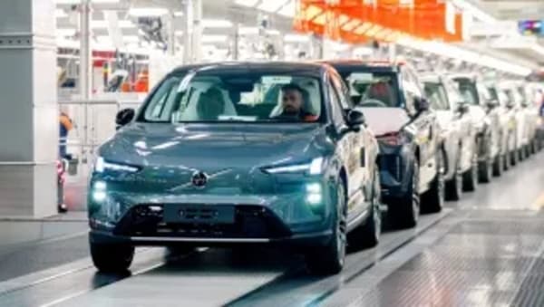 Volvo EX60, el SUV eléctrico de 810 km y 64.900€ inicia sus entregas