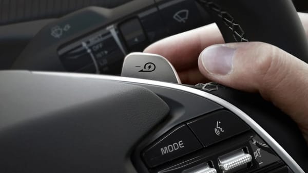 One pedal drive, riesgo de confusión en eléctricos según estudio alemán