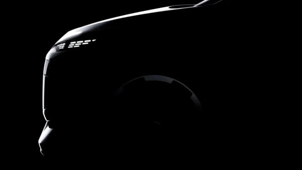 Audi A2 e-tron, su dise
0o al descubierto en v
0deo esp
0a