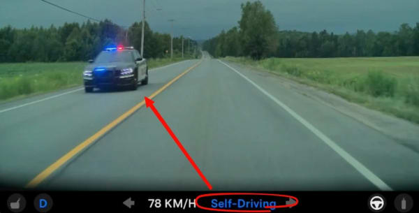 Tesla Full Self-Driving, una multa por exceso de velocidad y la opción de límite eliminada