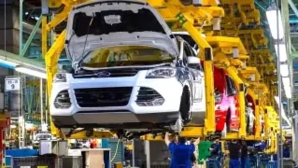 Ford y Geely, alianza para producir 500.000 coches y un SUV multienergía en Valencia