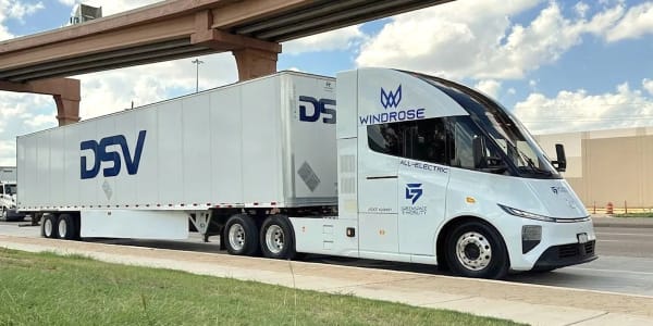 Windrose, 10 camiones eléctricos de Clase 8 para el corredor I-35 de Texas