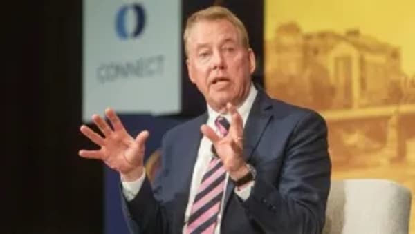 Bill Ford, el presidente de Ford, insta a competir con China en su mercado