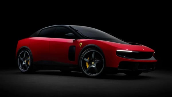 Ferrari Luce, las primeras críticas son "bastante buenas"
