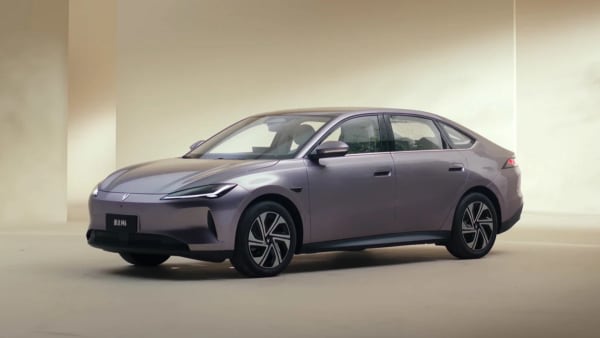 Jetta M6, el primer sedán eléctrico de Volkswagen para China