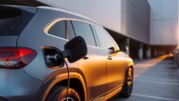 Coche eléctrico, los grandes mitos: qué hay de verdad y qué dice la realidad