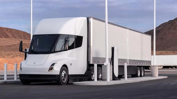 Tesla Semi, el camión eléctrico llegará a Europa, Francia prepara su lanzamiento