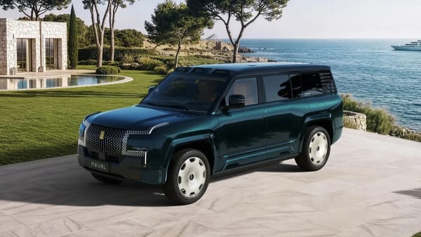 BYD Yangwang U8L, el SUV de lujo de 4 plazas que cuesta $215.000, solo en China