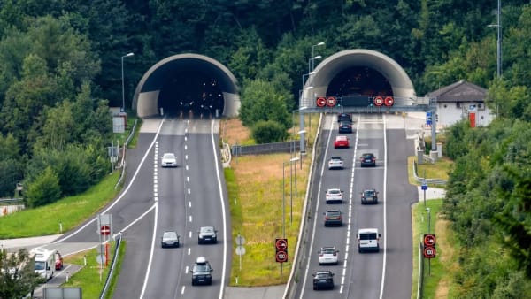 Austria, coches eléctricos a 130 km/h en autopistas, límites de velocidad