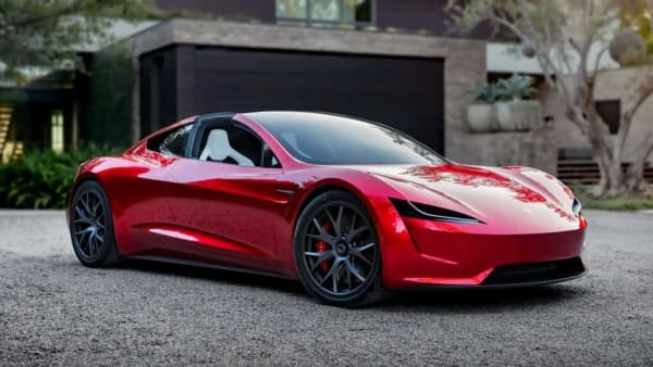Tesla Roadster, el deportivo eléctrico que llega "muy pronto" (otra vez)
