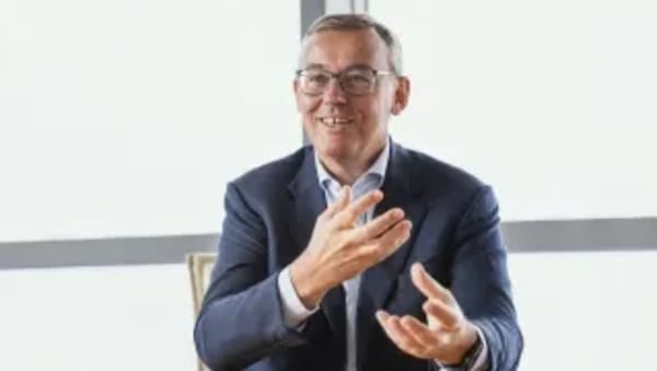 Peugeot, su CEO Alain Favey detalla la estrategia de innovaci
