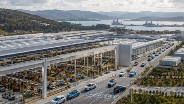 Fábrica MG en Galicia, luz verde de Defensa para producir 120.000 coches anuales