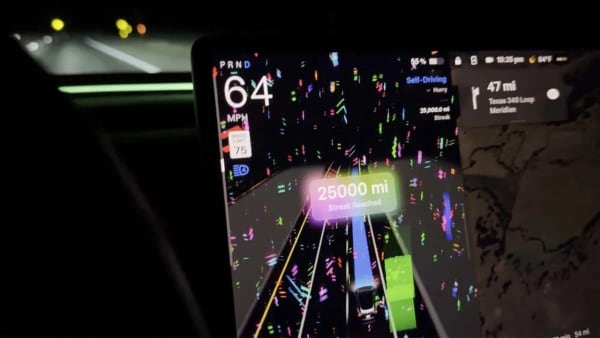 Tesla FSD, la gamificación de la conducción autónoma genera críticas por seguridad
