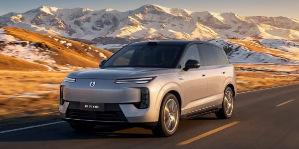 BYD Denza N8, el SUV eléctrico con 1.003 km CLTC y carga en 5 minutos