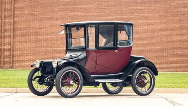 Detroit Electric Model 68, el EV de 1918 con más autonomía que el primer Nissan Leaf