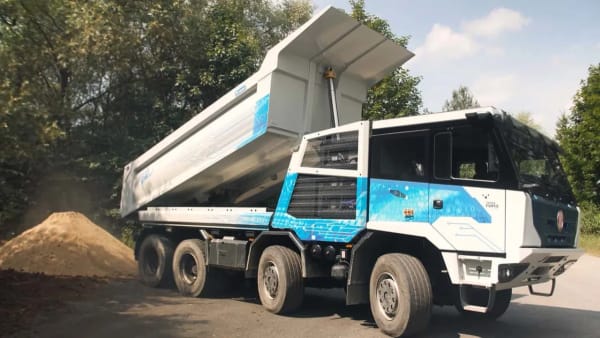Tatra Force e-Drive BEV, el camión todoterreno 8x8 se electrifica por primera vez