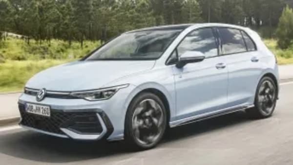 Coche privado, el medio de transporte preferido por los españoles pese a Europa