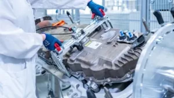 Coches eléctricos, reparar no es más caro que gasolina, según Allianz