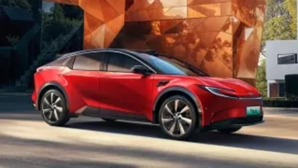 Toyota bZ5, baterías BYD y hasta 630 km, solo en China