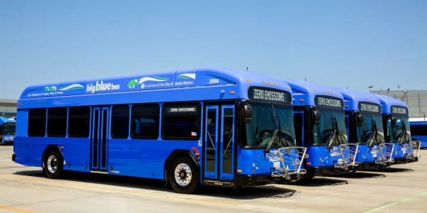 Big Blue Bus, 130 cargadores rápidos de cara a 2032, solo en EE.UU.