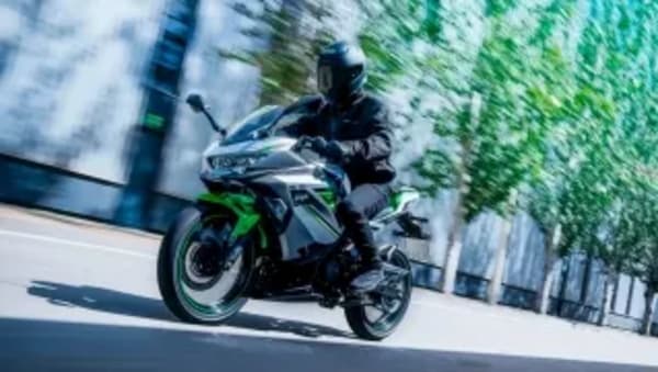 Kawasaki Ninja e-1, la deportiva eléctrica llega a España con 5 kW