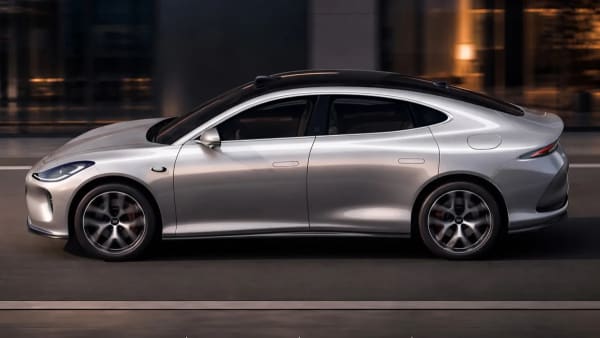 IM L6, la berlina con hasta 850 km CLTC frente a Tesla y Xiaomi