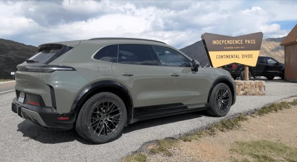 Porsche Cayenne Turbo EV, el Porsche más potente de la historia es un SUV