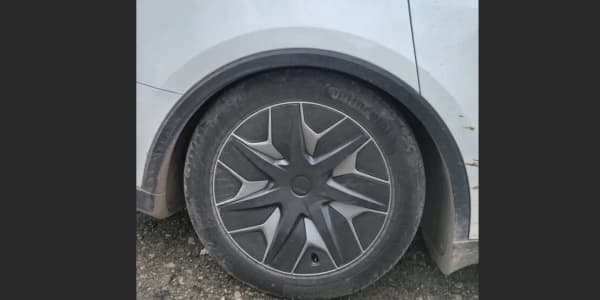 Tesla Model Y L, problemas en la suspensión del nuevo SUV en China