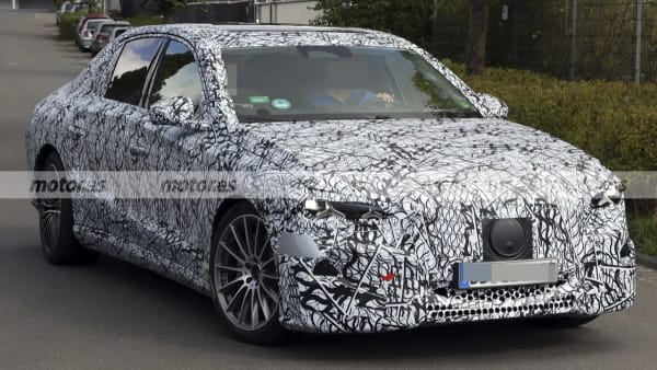 Mercedes Clase E eléctrico 2027, diseño clásico y nuevos faros