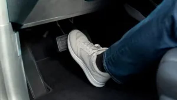 Baterías de coches eléctricos, los picos de corriente las degradan más