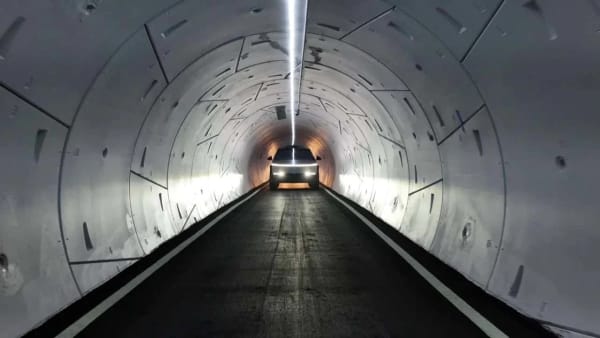 The Boring Company, 3.000 millones para llevar más Tesla a sus túneles