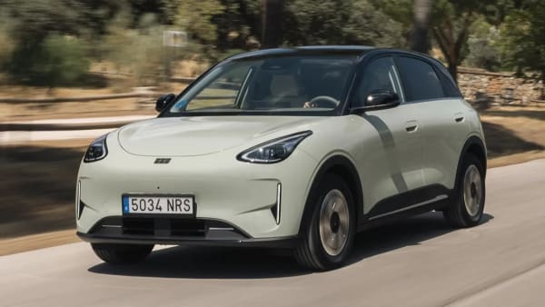 Geely E2, gama y precios del eléctrico rival del Renault 5 en España