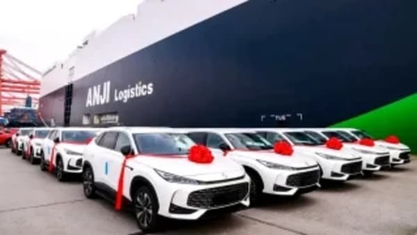 Coches eléctricos chinos, Pekín frena la guerra de precios global