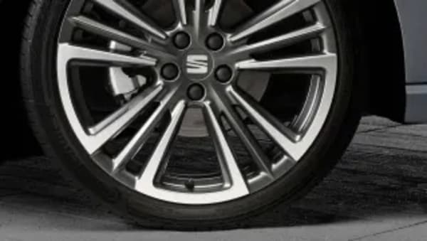 SEAT, los sindicatos apoyan un socio chino para salvar la producción