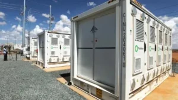Extremadura suma una batería de 33 MWh y 5.000.000€ a su red solar