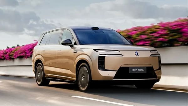 Denza N8L EV, el nuevo SUV de lujo de BYD con 960 km CLTC