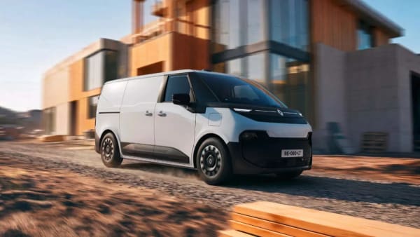 Renault Trafic E-Tech, elegida Furgón del Año 2027 con 470 km y 800 V
