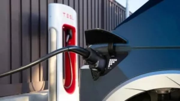 Tesla Supercargadores, el sistema Accordion llega a Europa