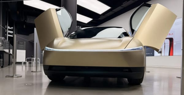 Tesla Robotaxi, su flota activa en Austin cae a 8 coches, solo en EE.UU.