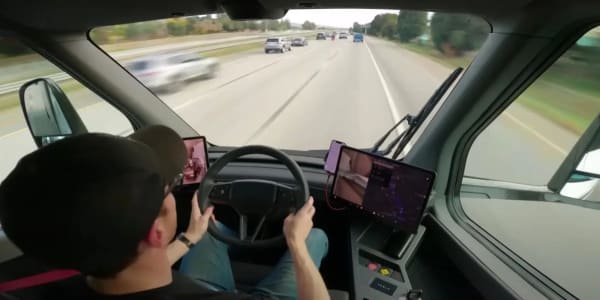Tesla Semi, pedido histórico de 2.500 camiones eléctricos en EE.UU.