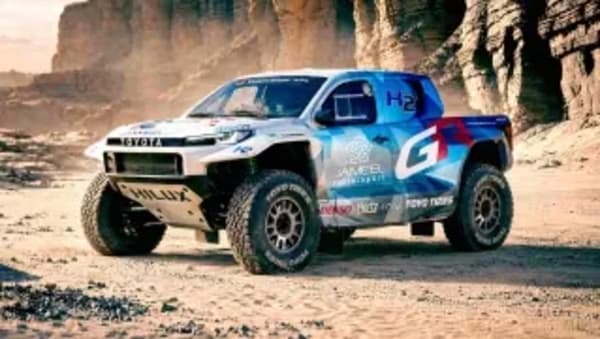 Toyota Hilux de hidrógeno, a prueba en el Dakar 2027