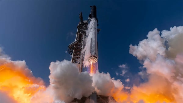 SpaceX Starship, lanzamiento del vuelo 14 con satélites Starlink