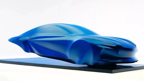 Alpine A110, su silueta anticipada en escultura en el Salón de París