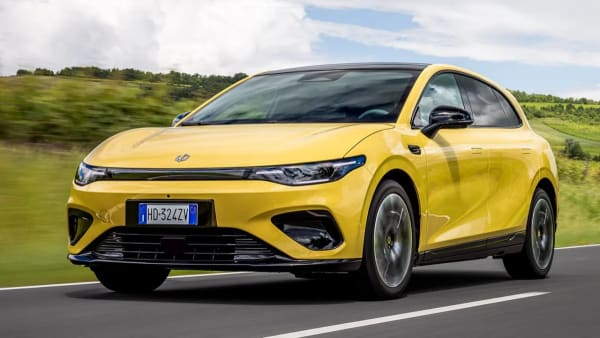 Leapmotor B05, el eléctrico baja 6.700€ y supera en precio al Citroën C4